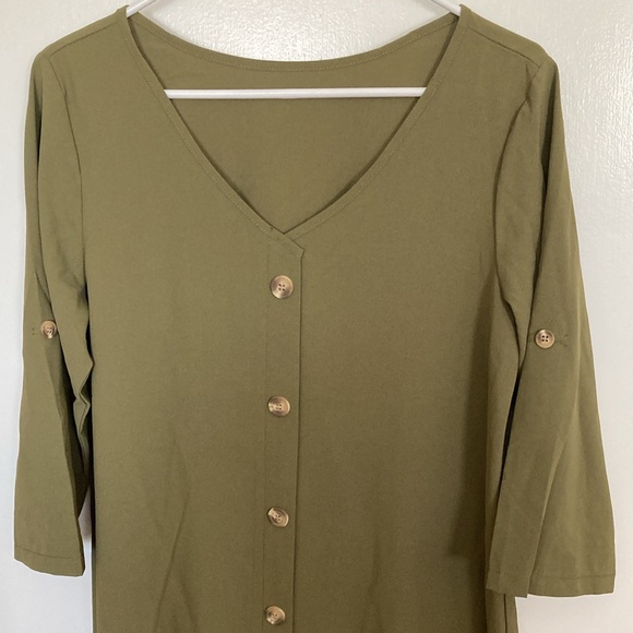 Chase Secret, Women's Green Tunic Style Dress. Size M - Picture 4 of 8